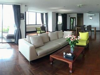 Wohnung zur Miete mit 3 Zimmer in Watthana, Bangkok