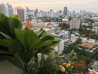 Wohnung zur Miete mit 3 Zimmer in Watthana, Bangkok