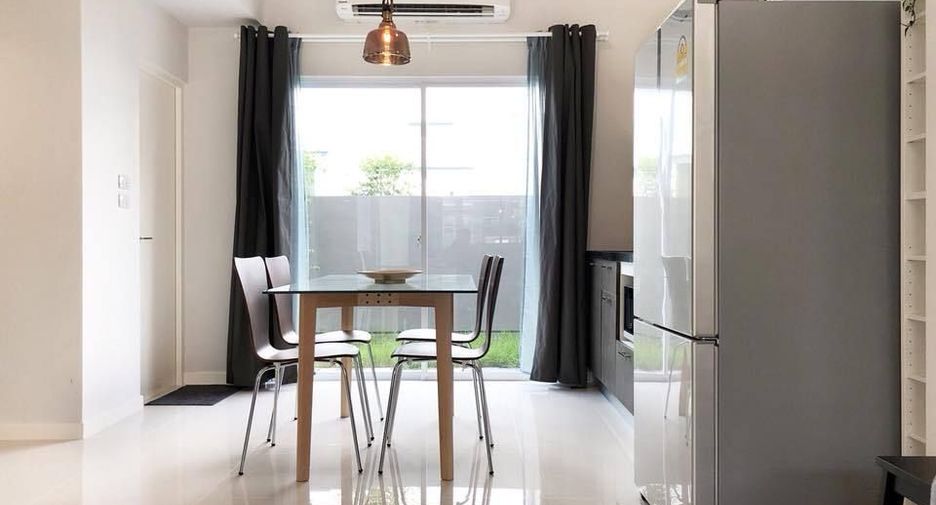 For sale and for rent 2 bedrooms townhouse in Bang Phli, Samut Prakan
