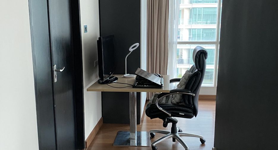 Condo en alquiler de 2 habitaciones en Pathum Wan, Bangkok