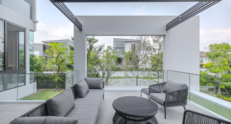 For rent 4 bedrooms house in Saphan Sung, Bangkok