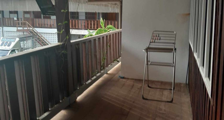 ให้เช่า 2 ห้องนอน บ้านเดี่ยว ใน วัฒนา, กรุงเทพฯ