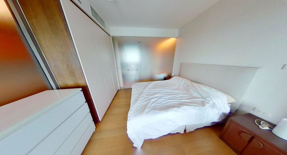 For sale and for rent 1 bed condo in Watthana, Bangkok
