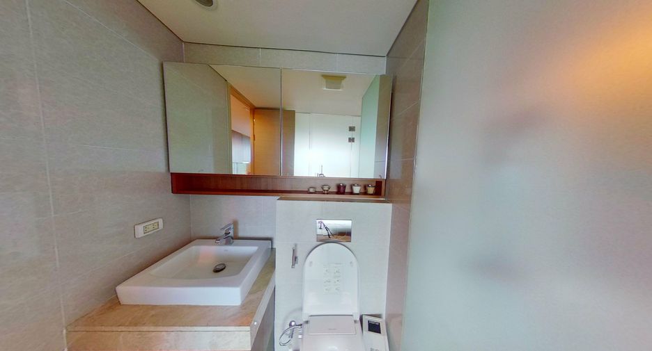 For sale and for rent 1 bed condo in Watthana, Bangkok