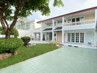 ให้เช่า 3 ห้องนอน บ้านเดี่ยว ใน สวนหลวง, กรุงเทพฯ