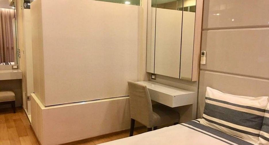 For rent 1 bed condo in Watthana, Bangkok