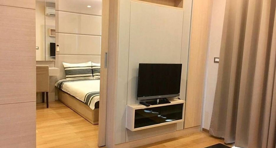 For rent 1 bed condo in Watthana, Bangkok