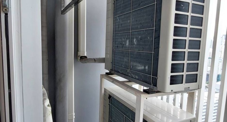 For rent 1 bed condo in Watthana, Bangkok