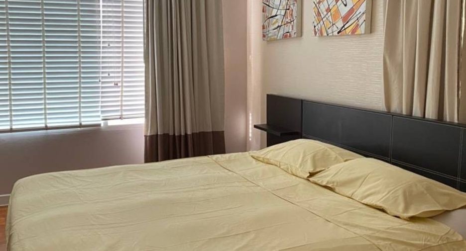 Wohnung zur Miete mit 2 Zimmer in Pathum Wan, Bangkok