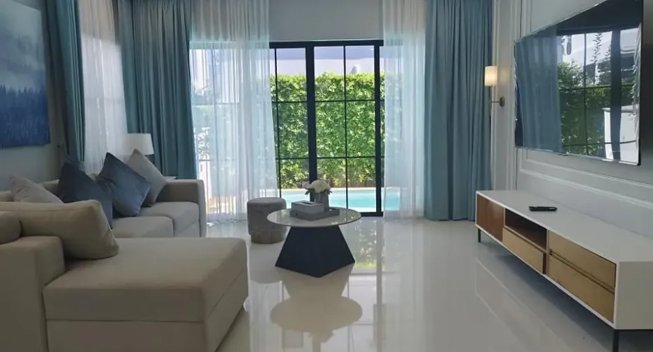 For rent 4 bedrooms house in Saphan Sung, Bangkok
