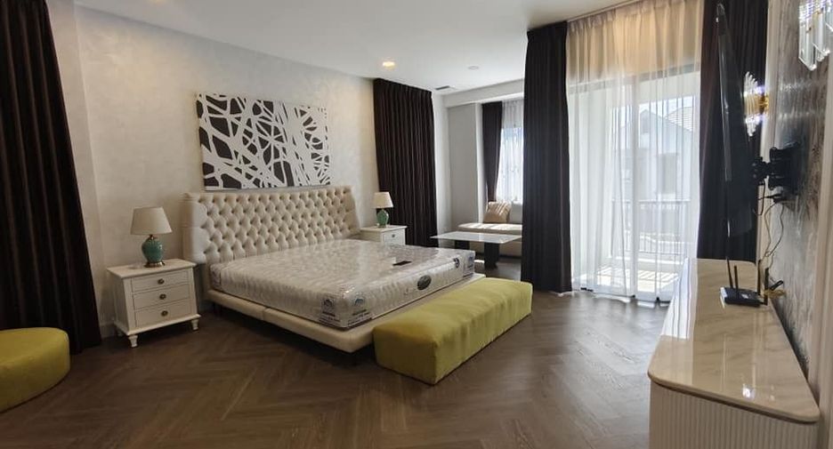For rent 4 bedrooms house in Saphan Sung, Bangkok