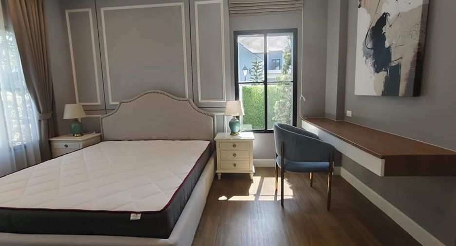 For rent 4 bedrooms house in Saphan Sung, Bangkok