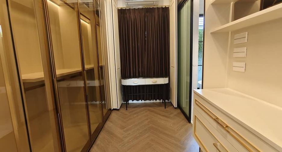 For rent 4 bedrooms house in Saphan Sung, Bangkok