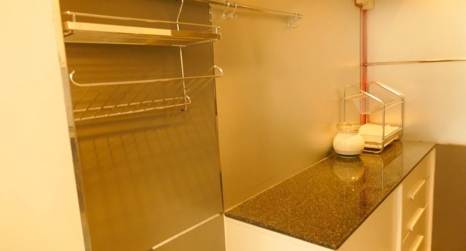 For sale and for rent 2 bedrooms condo in Khlong San, Bangkok