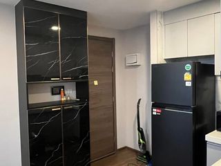Wohnung zur Miete mit 1 Zimmer in Huai Khwang, Bangkok