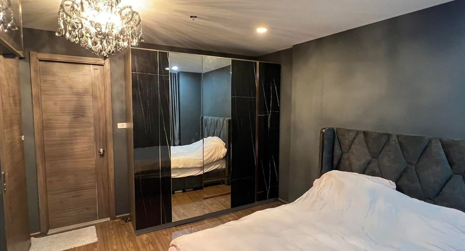 À louer 1 chambre condo à Huai Khwang, Bangkok