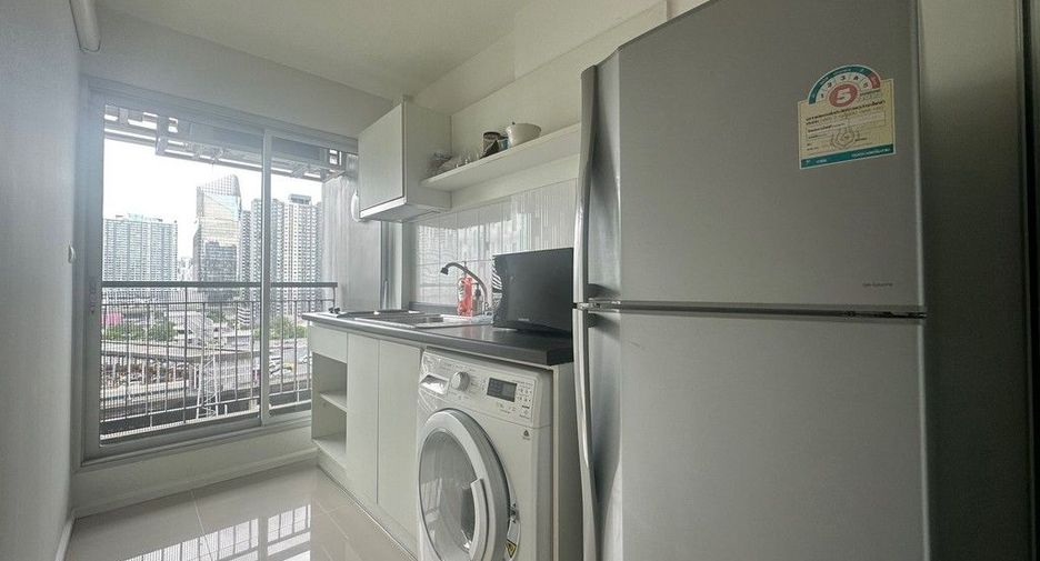 For sale 1 bed condo in Huai Khwang, Bangkok