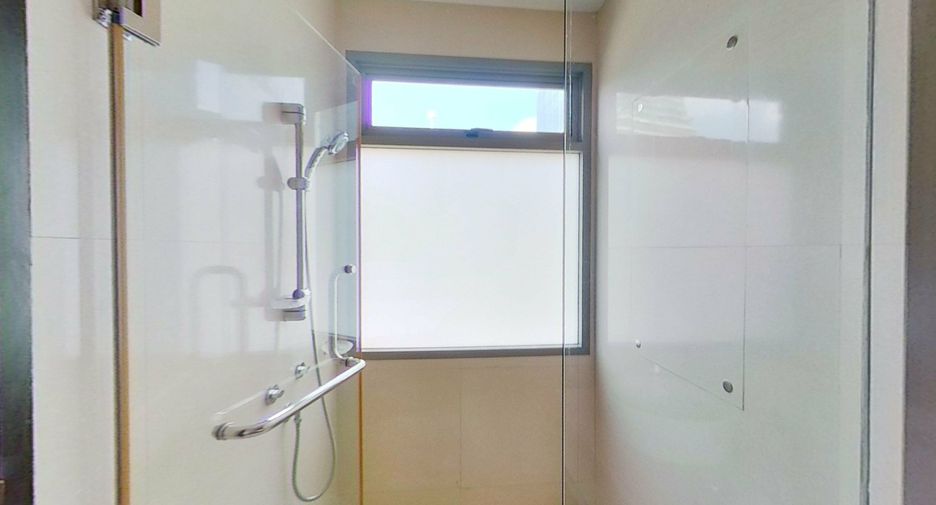 For sale and for rent 2 bedrooms condo in Khlong Toei, Bangkok