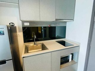 Продажа студия кондо в Пхра Кханонг, Бангкок