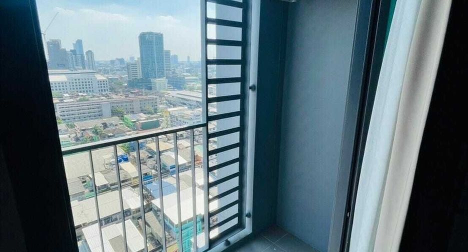 À vendre studio condo à Phra Khanong, Bangkok