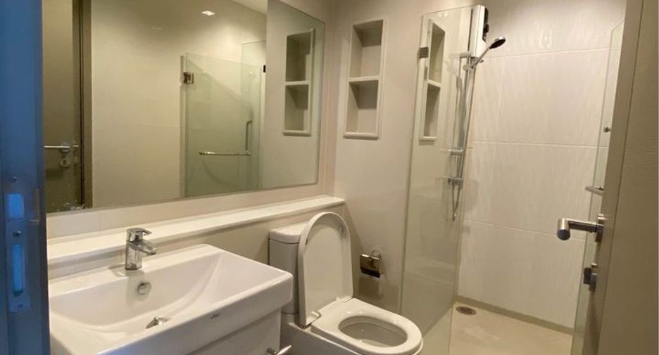 Wohnung zur Miete mit 2 Zimmer in Huai Khwang, Bangkok