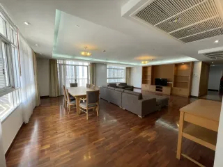 À louer 3 chambres appartement à Watthana, Bangkok