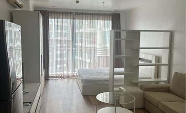 For rent studio condo in Khlong Toei, Bangkok