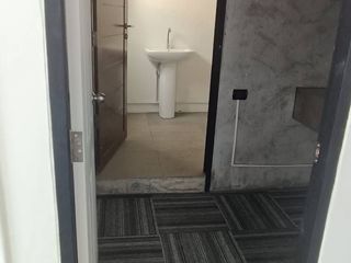 Büro zur Miete mit 8 Zimmer in Suan Luang, Bangkok