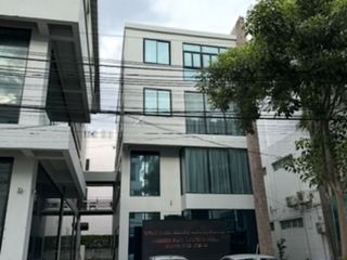 出租 8 卧室 办公室 在 Suan Luang, 曼谷