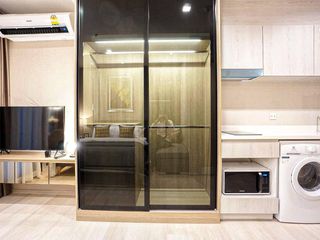 Wohnung zur Miete mit Studio in Pathum Wan, Bangkok