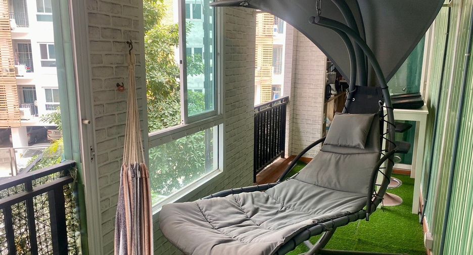 For sale 2 bedrooms condo in Phra Khanong, Bangkok