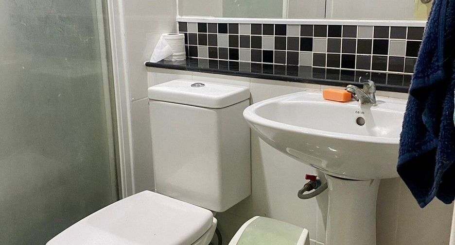 For sale 2 bedrooms condo in Phra Khanong, Bangkok