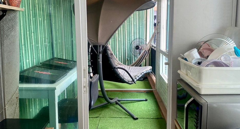 For sale 2 bedrooms condo in Phra Khanong, Bangkok
