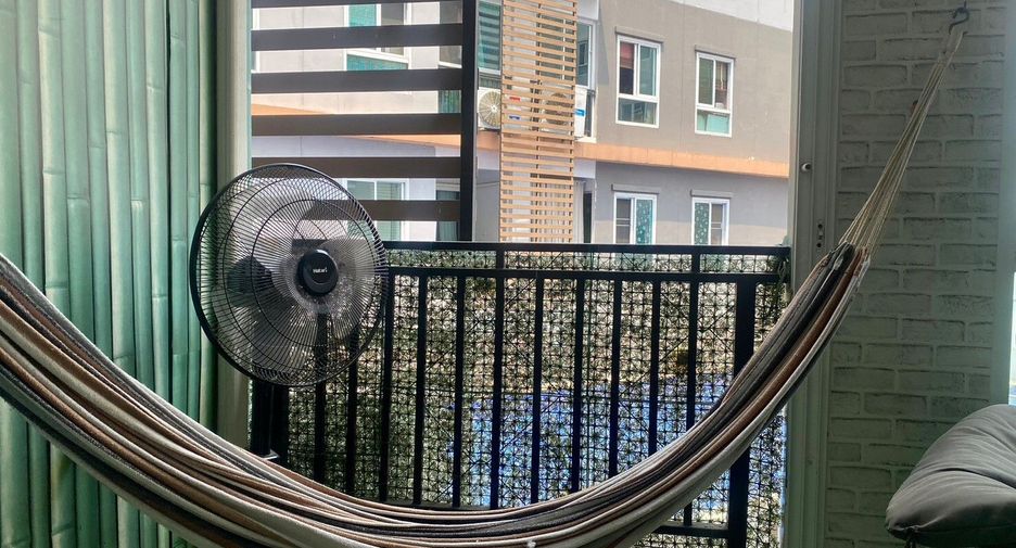 For sale 2 bedrooms condo in Phra Khanong, Bangkok