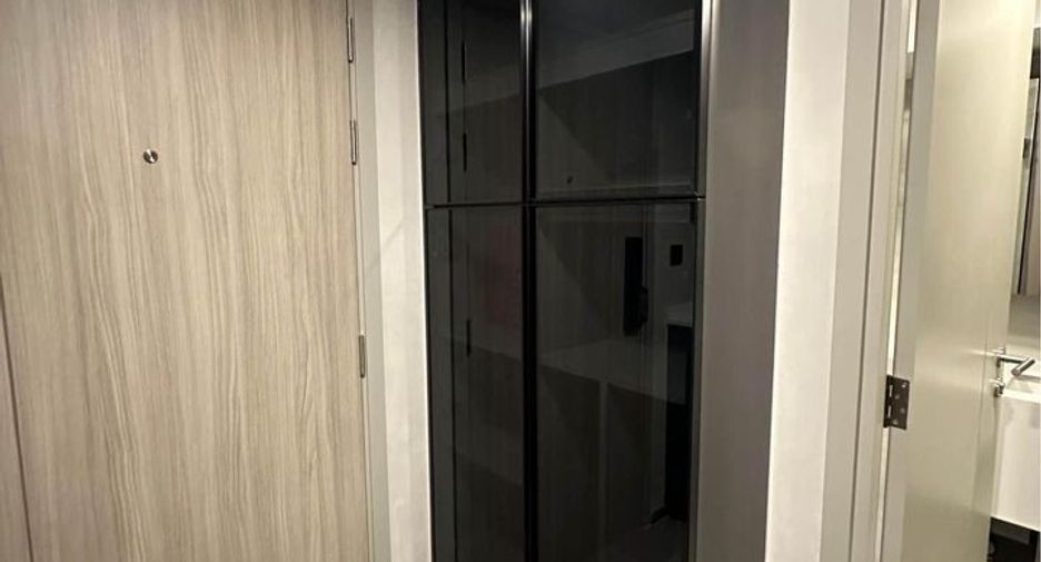 For rent 1 bed condo in Bang Rak, Bangkok