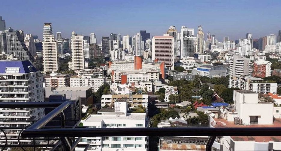ให้เช่า 3 ห้องนอน คอนโด ใน วัฒนา, กรุงเทพฯ