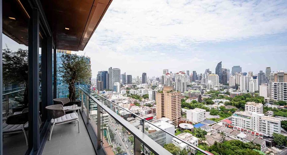 For sale そして for rent 3 ベッドルーム condo in Watthana, Bangkok