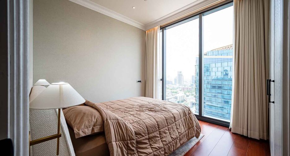 For sale そして for rent 3 ベッドルーム condo in Watthana, Bangkok