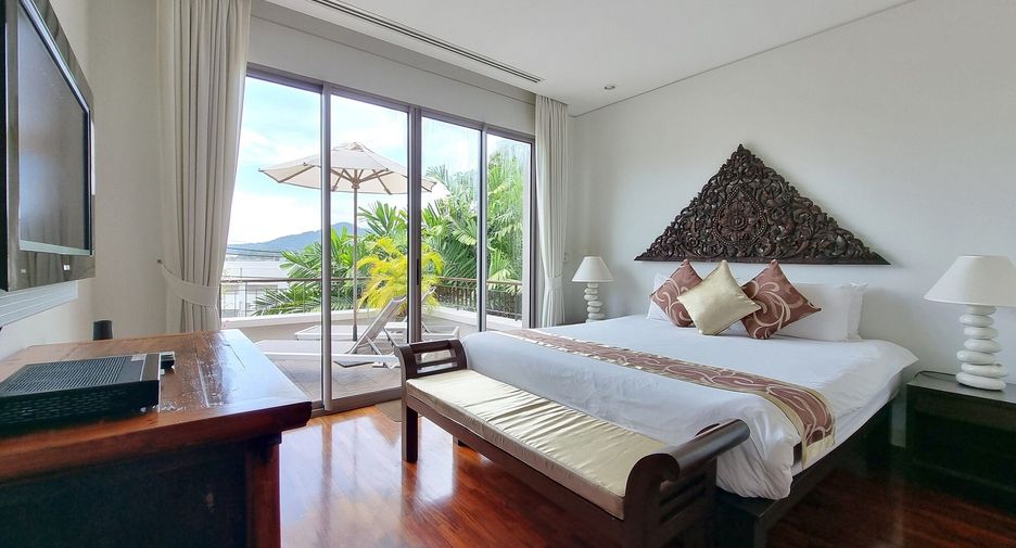 For sale 3 bedrooms condo in Mueang Phuket, Phuket
