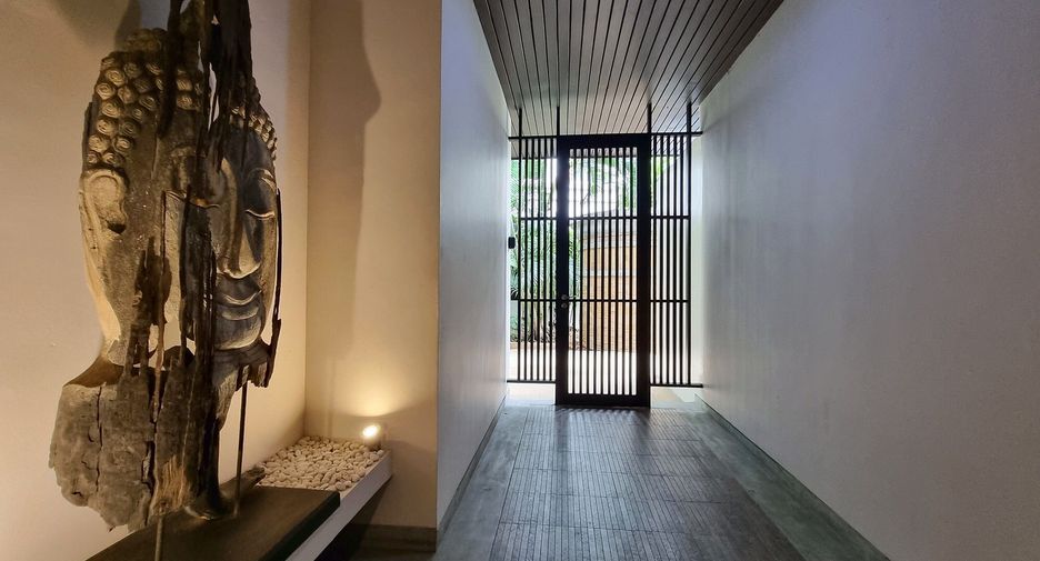 For sale 3 bedrooms condo in Mueang Phuket, Phuket