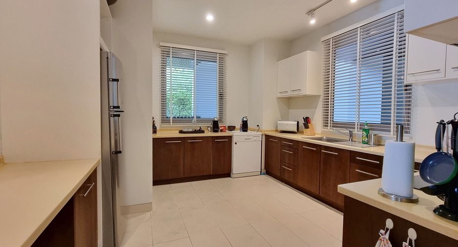 For sale 3 bedrooms condo in Mueang Phuket, Phuket