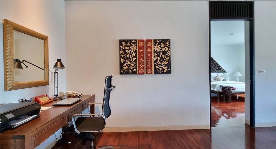 For sale 3 bedrooms condo in Mueang Phuket, Phuket