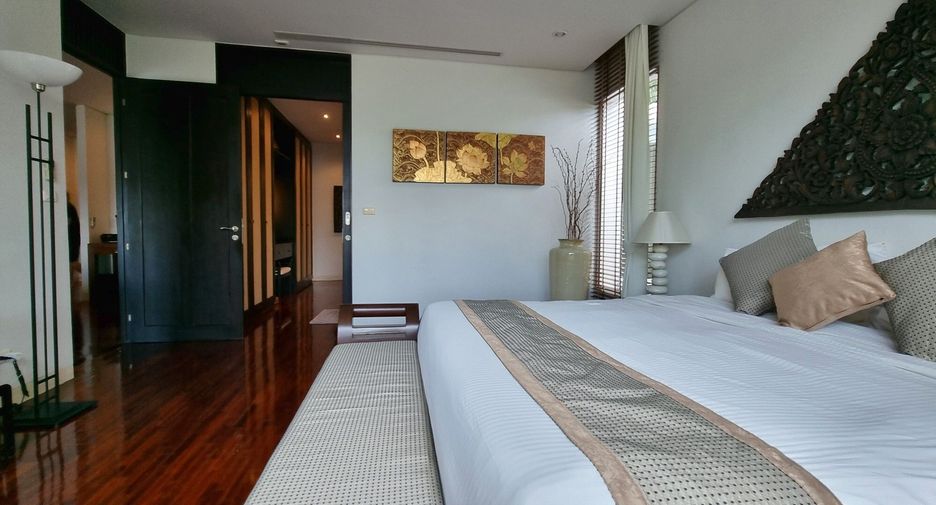For sale 3 bedrooms condo in Mueang Phuket, Phuket