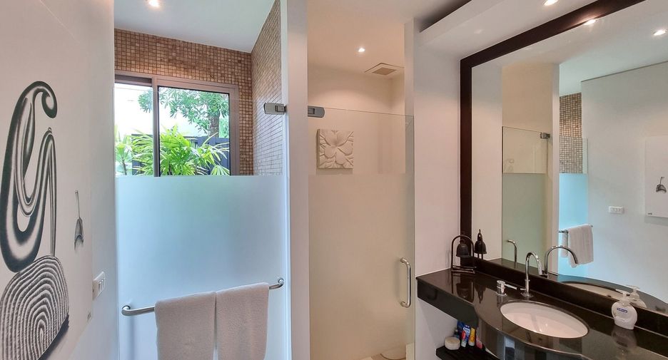 For sale 3 bedrooms condo in Mueang Phuket, Phuket