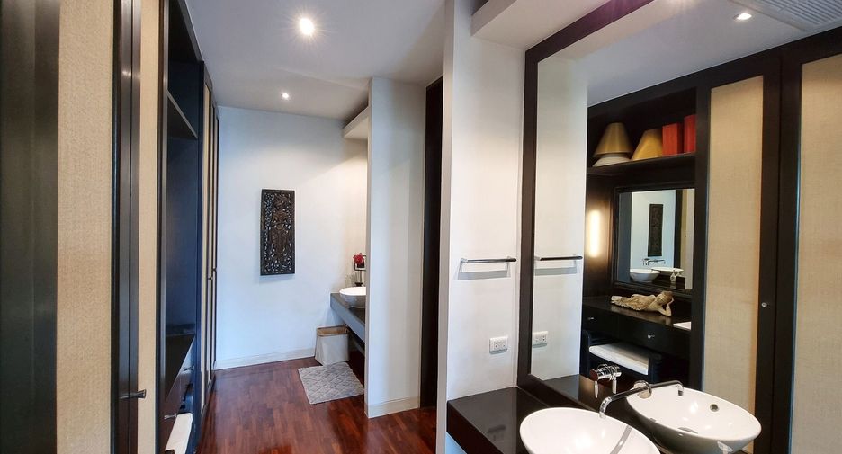 For sale 3 bedrooms condo in Mueang Phuket, Phuket