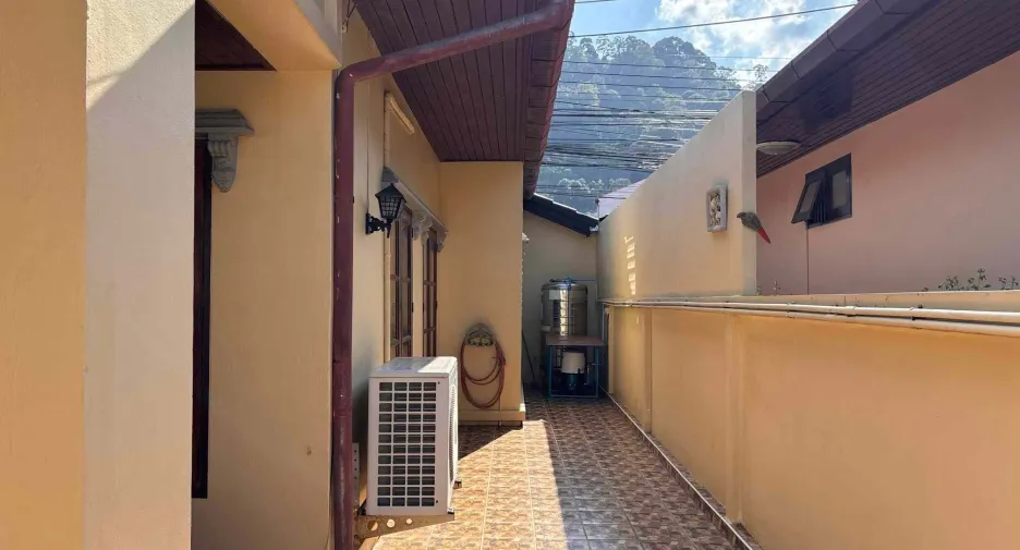 Casa en alquiler de 3 habitaciones en Kathu, Phuket