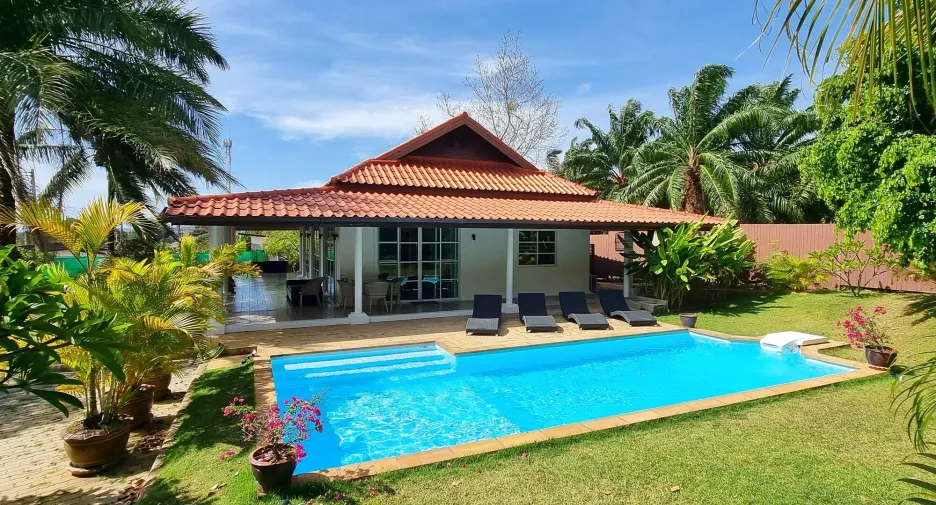 For sale 2 ベッドルーム villa in Mueang Phuket, Phuket