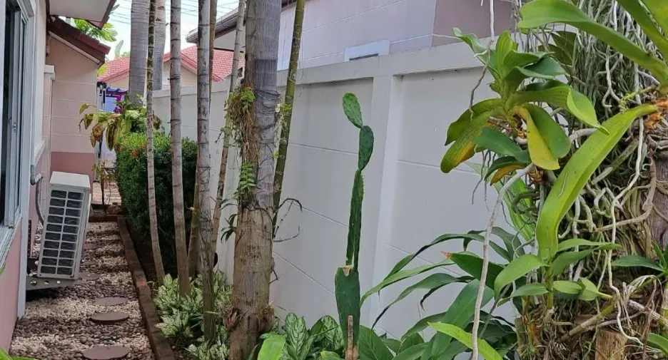 For rent 3 bedrooms house in Huay Yai, Pattaya