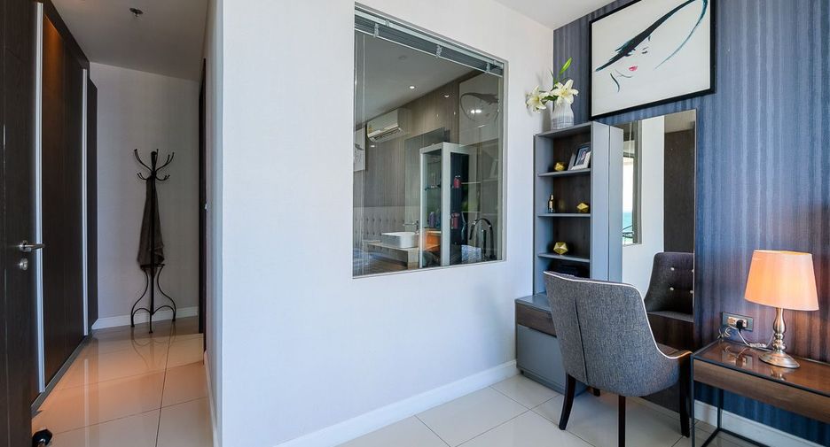 For rent 2 bedrooms condo in Bang Lamung, Chonburi