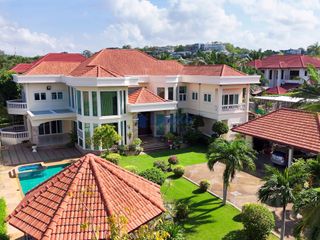 For sale 5 ベッドルーム house in Bang Lamung, Chonburi